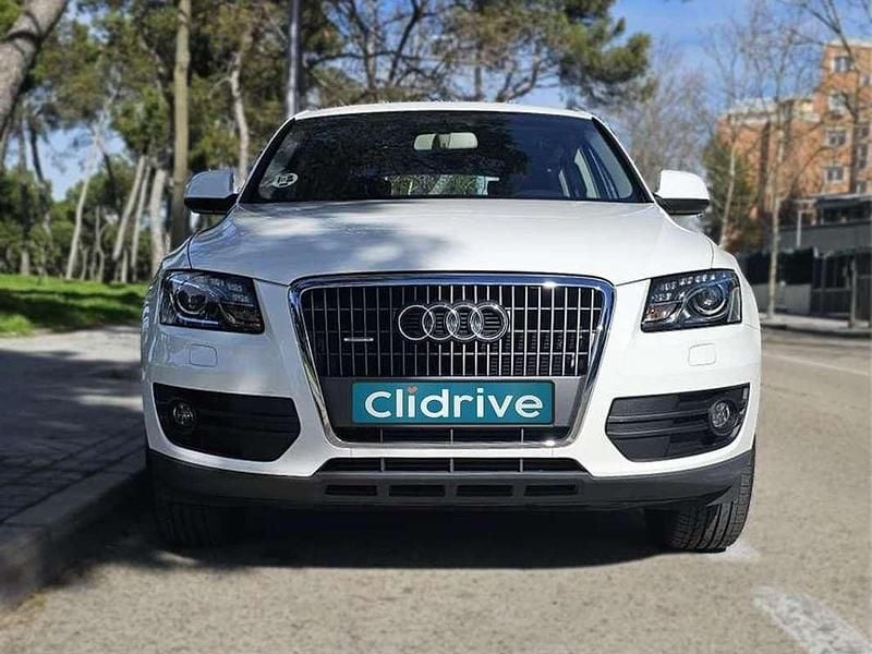Begagnad Audi Q5 Premium 143 HK (105 kW) 2012 Vit SUV