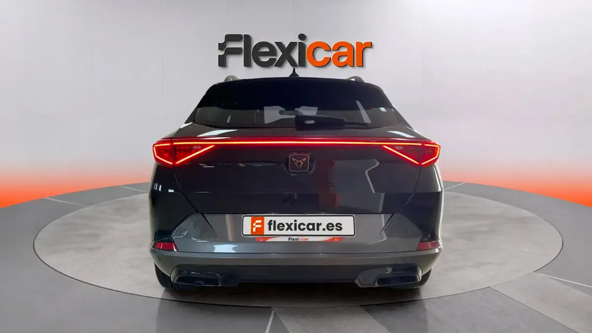 Usado Cupra Formentor 150 CV (110 kW) 2023 Negro SUV