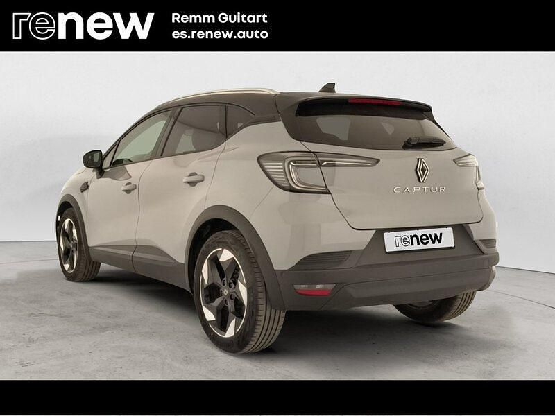 Usado Renault Captur Techno 100 CV (73 kW) 2025 Gris SUV