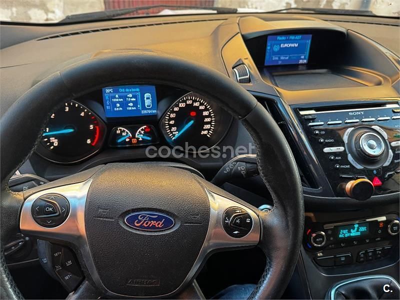 Używany Ford Kuga Titanium 120 KM (88 kW) 2014 Biały SUV