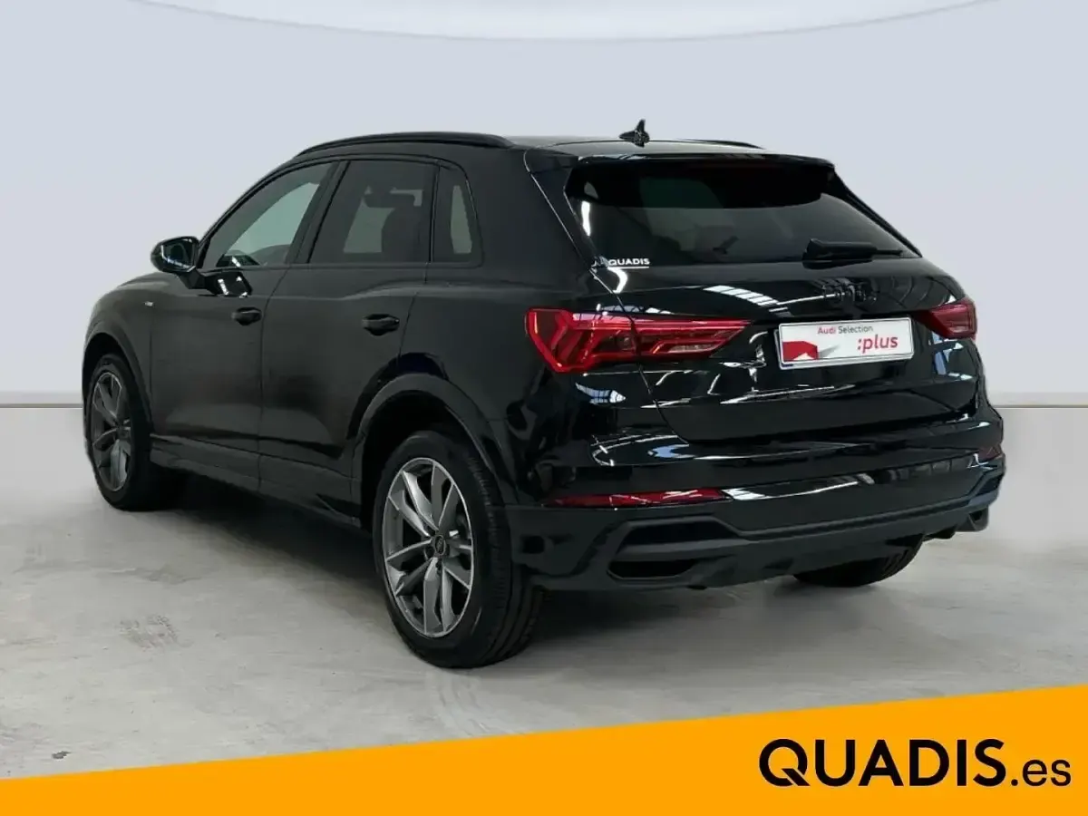 Usado Audi Q3 150 CV (110 kW) 2024 Negro SUV