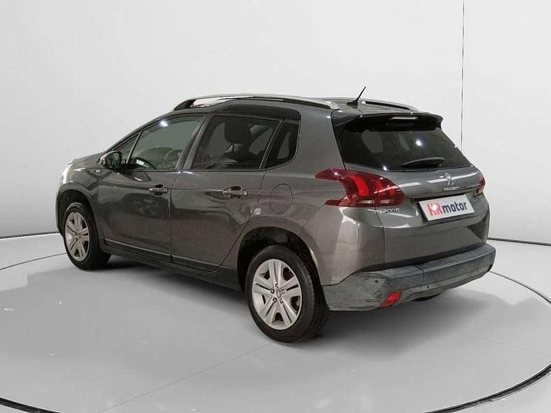 Usado Peugeot 2008 Style 111 CV (81 kW) 2016 Gris SUV