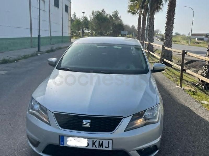 Usado Seat Toledo Reference 95 CV (69 kW) 2018 Gris / plata Utilitario