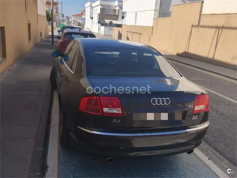 Usado Audi A8 260 CV (191 kW) 2003 Negro Berlina