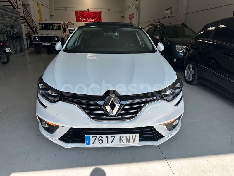 Blanco Usado 2019 Renault Mégane IV Zen Berlina | 13.500 € (Precio justo) - Imagen 1/4