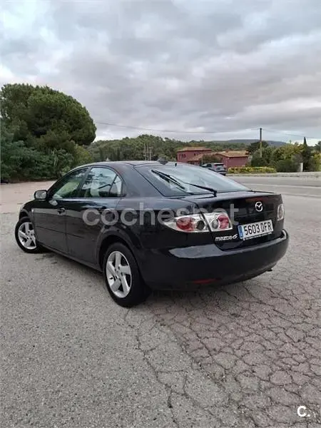 Usado Mazda 6 Active 136 CV (100 kW) 2005 Negro Berlina