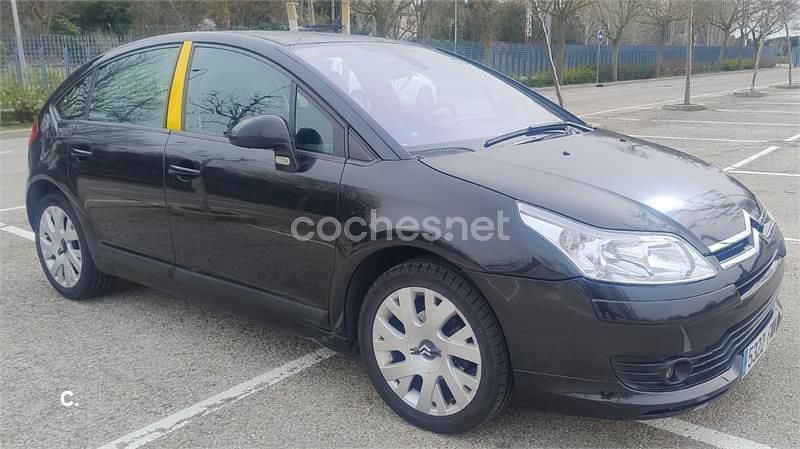 Usado Citroën C4 Exclusive 110 CV (80 kW) 2007 Negro Berlina