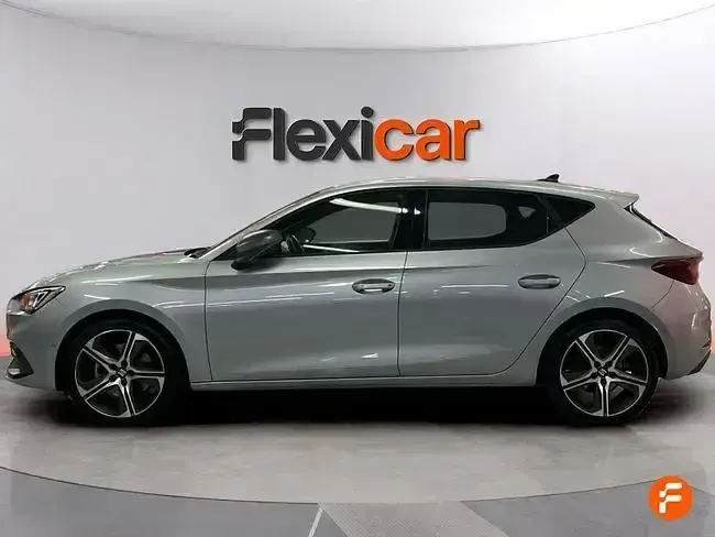 Usado Seat Leon FR 150 CV (110 kW) 2021 Gris