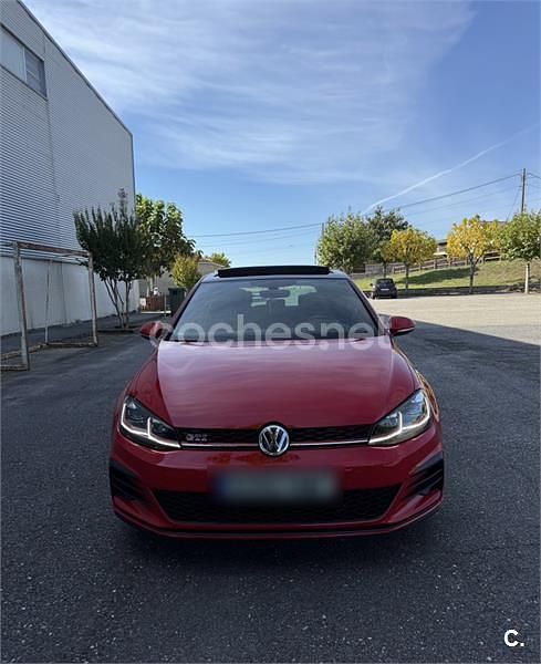 Usado VW Golf VII GTI 245 HP (180 kW) 2018 Vermelho Sedan