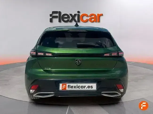 Usado Peugeot 308 Allure 130 CV (95 kW) 2024 Verde