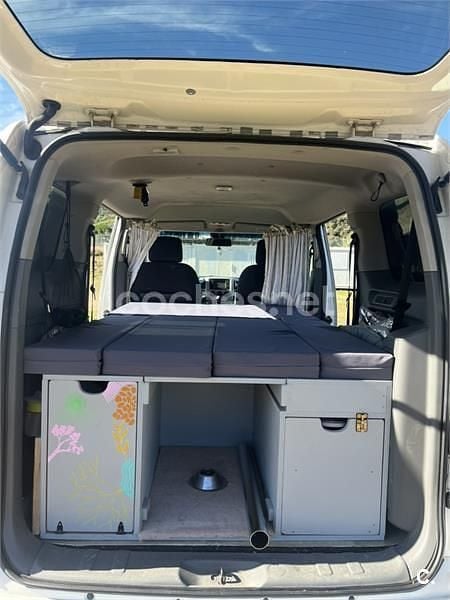 Usado Nissan Evalia Premium Edition 110 CV (80 kW) 2012 Blanco Monovolumen