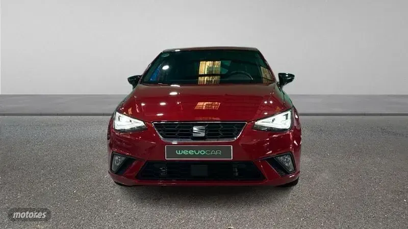 Usado Seat Ibiza FR 115 CV (84 kW) 2024 Rojo Utilitario
