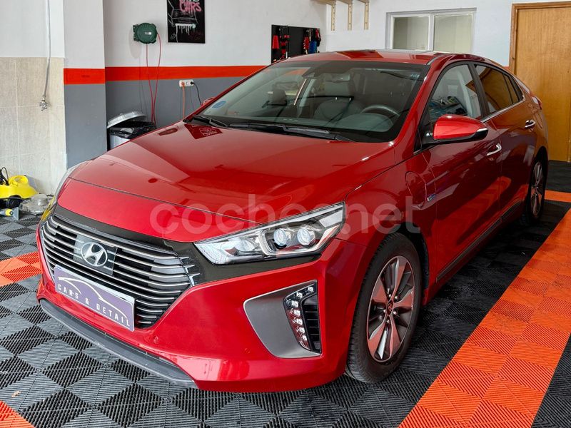 Granate Usado 2019 Hyundai Ioniq Style Berlina | 19.490 € (Un poco caro) - Imagen 1/4