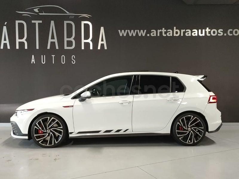 Usado VW Golf VIII GTI Clubsport 301 CV (221 kW) 2021 Blanco Berlina