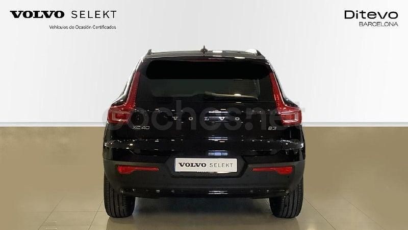 Usado Volvo XC40 Plus 163 CV (119 kW) 2025 Negro SUV