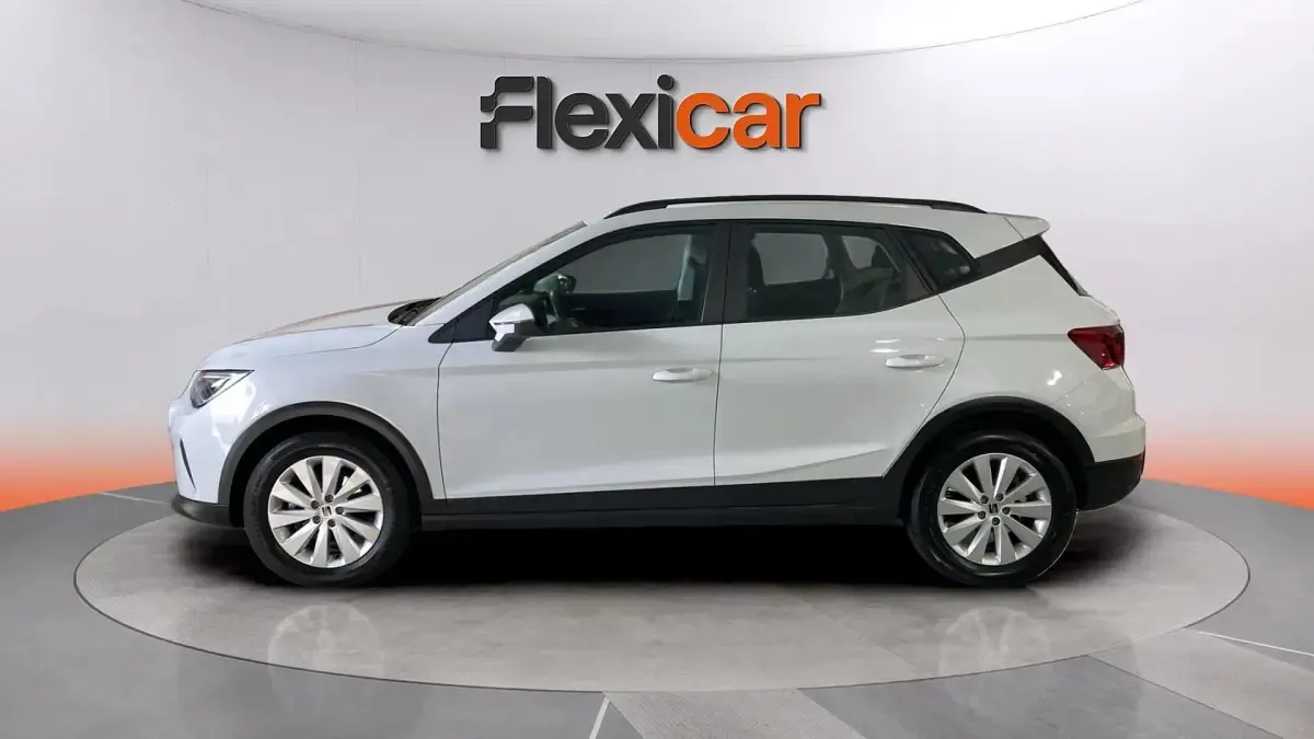 Usado Seat Arona Style 116 CV (85 kW) 2024 Blanco SUV
