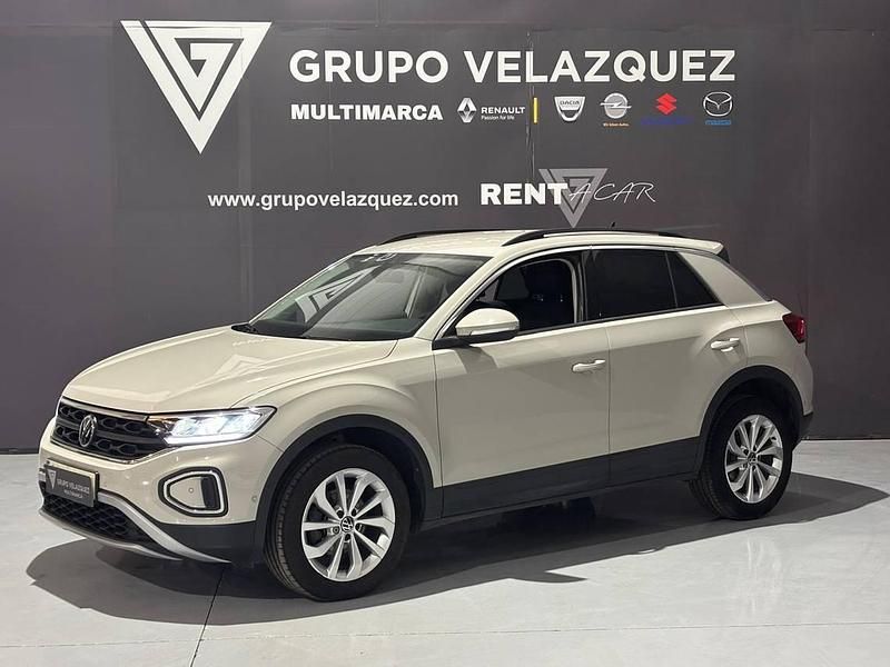 Gris Usado 2022 VW T-Roc Life SUV | 23.490 € (Caro) - Imagen 1/4