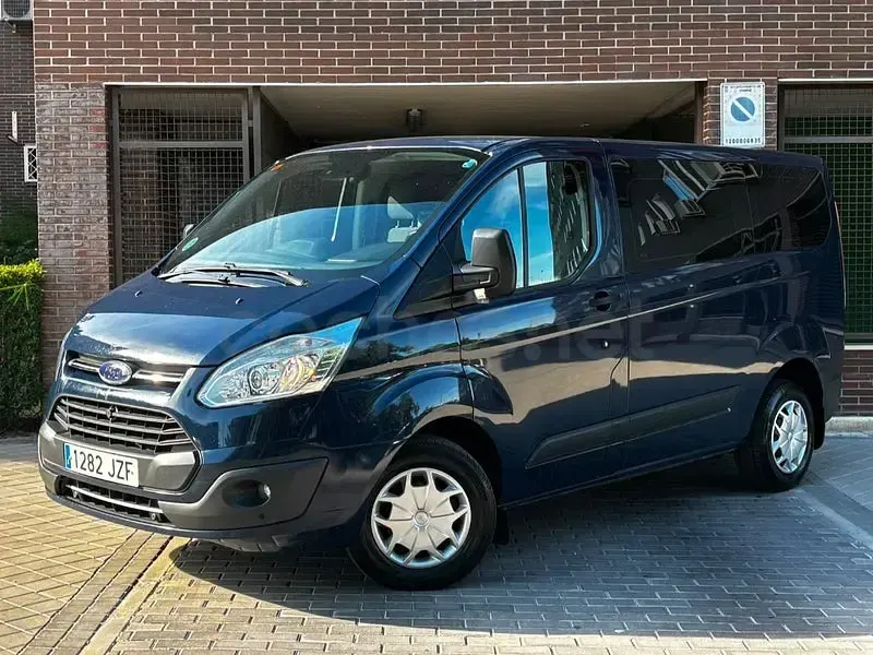 Usado Ford Tourneo Trend 130 CV (95 kW) 2017 Azul Monovolumen