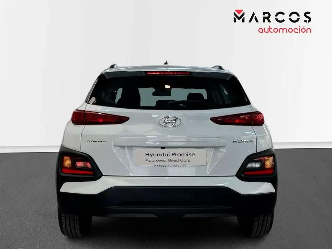 Usado Hyundai Kona 120 CV (88 kW) 2018 Blanco SUV