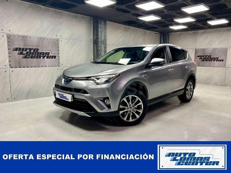 Usado Toyota RAV4 Hybrid Advance 197 CV (144 kW) 2018 Gris / plata SUV