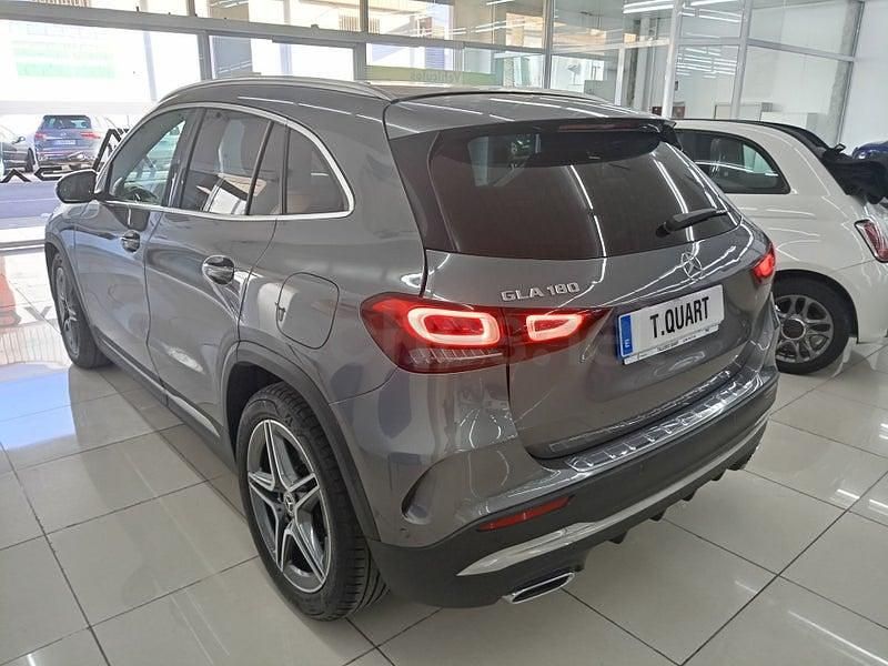Usado Mercedes GLA180 136 CV (100 kW) 2021 Gris / plata SUV