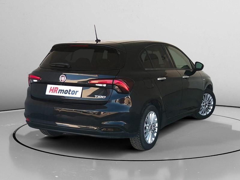 Usado Fiat Tipo Life 102 CV (75 kW) 2021 Negro Utilitario