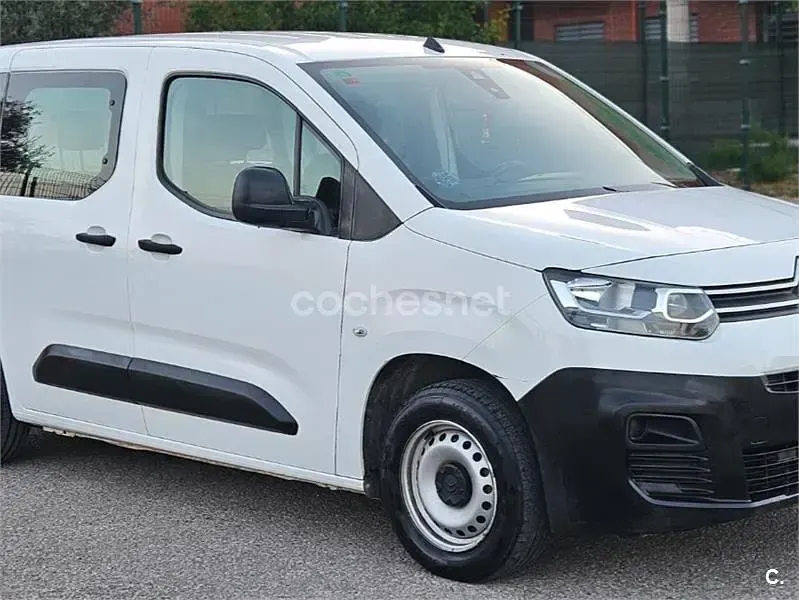 Usado Citroën Berlingo Live 75 CV (55 kW) 2019 Blanco Monovolumen