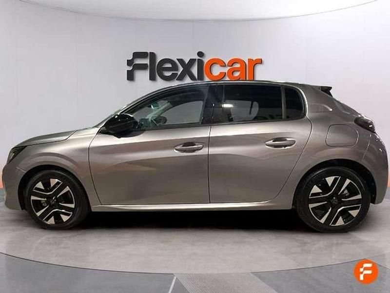 Usado Peugeot 208 Allure 101 CV (74 kW) 2025 Gris Utilitario