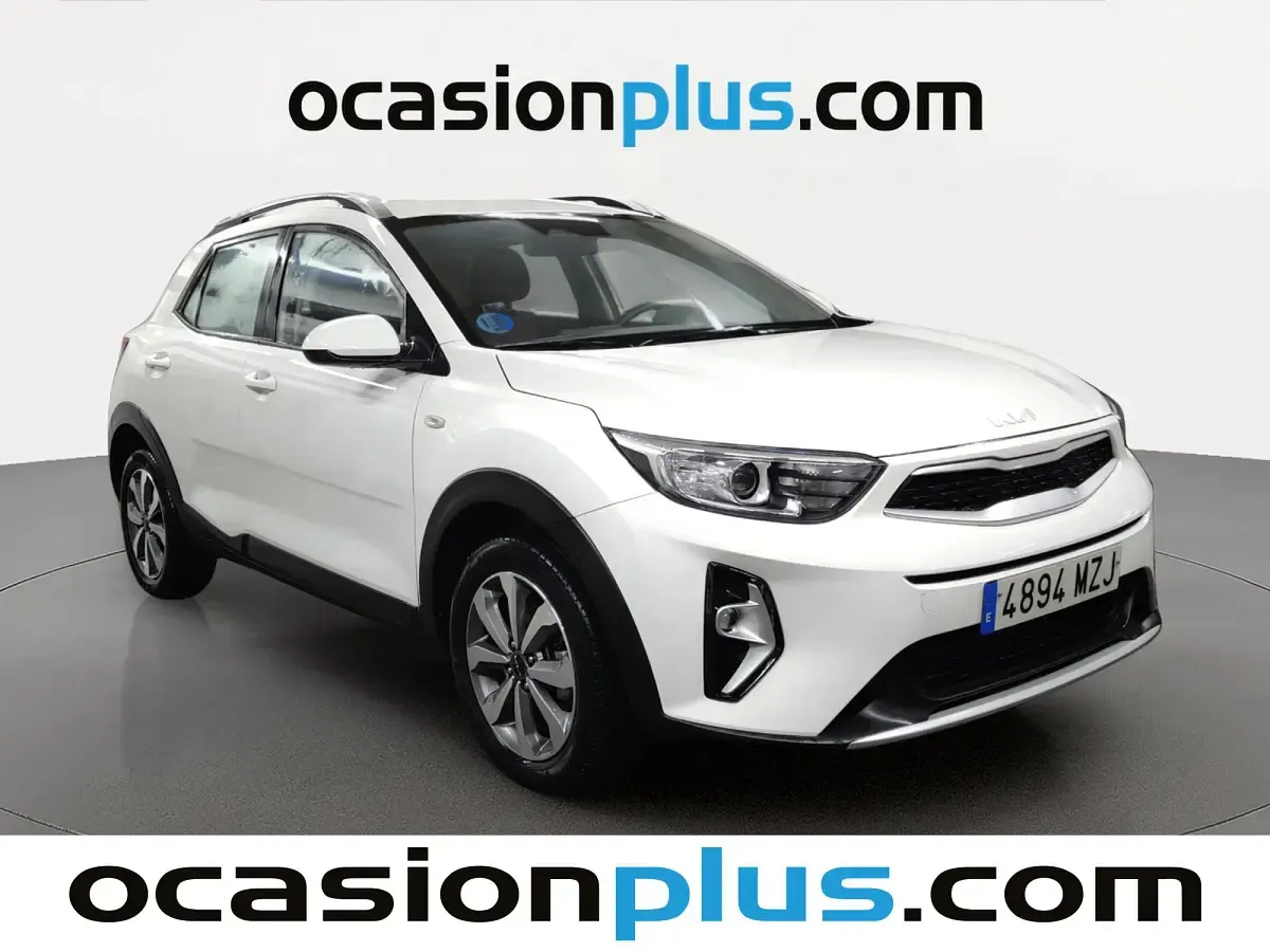 Usado Kia Stonic 101 CV (74 kW) 2025 Blanco SUV