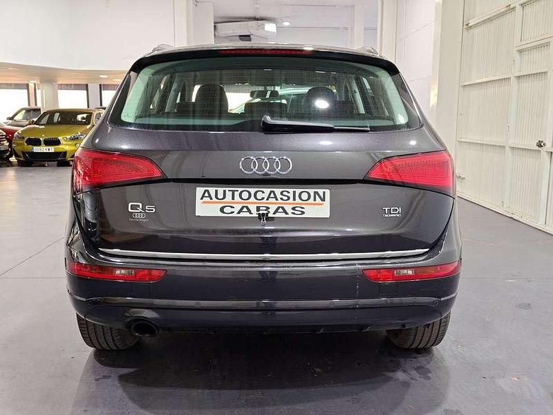 Usado Audi Q5 Advanced 150 CV (110 kW) 2015 Gris / plata SUV