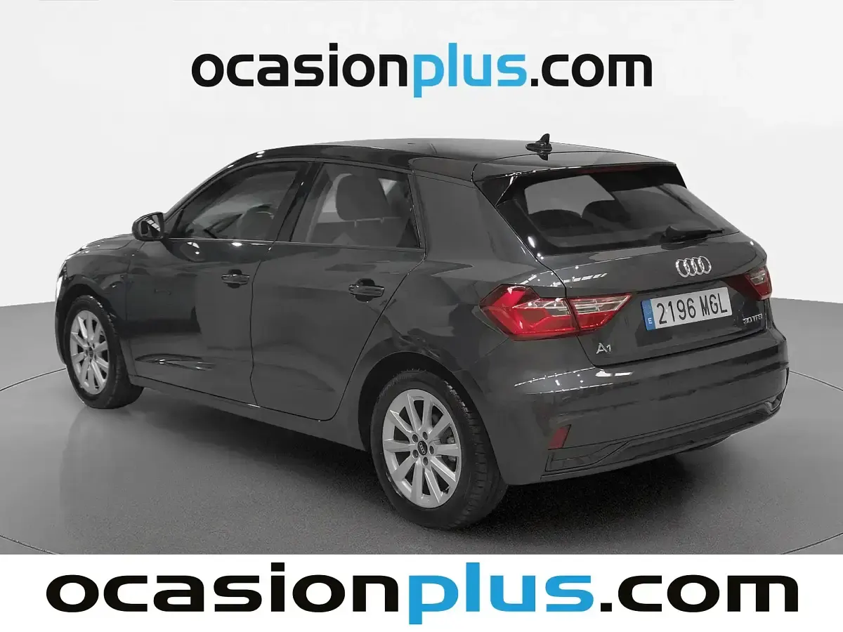 Usado Audi A1 Advanced Plus 110 CV (80 kW) 2023 Gris SUV