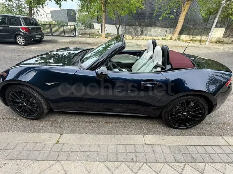 Usado Mazda MX5 184 CV (135 kW) 2021 Azul Descapotable