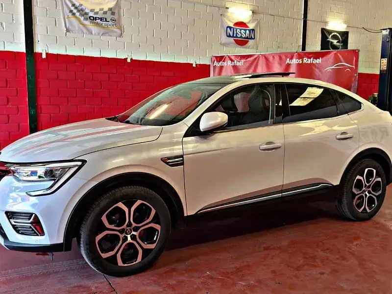 Usado Renault Arkana Zen 145 CV (106 kW) 2022 Blanco SUV