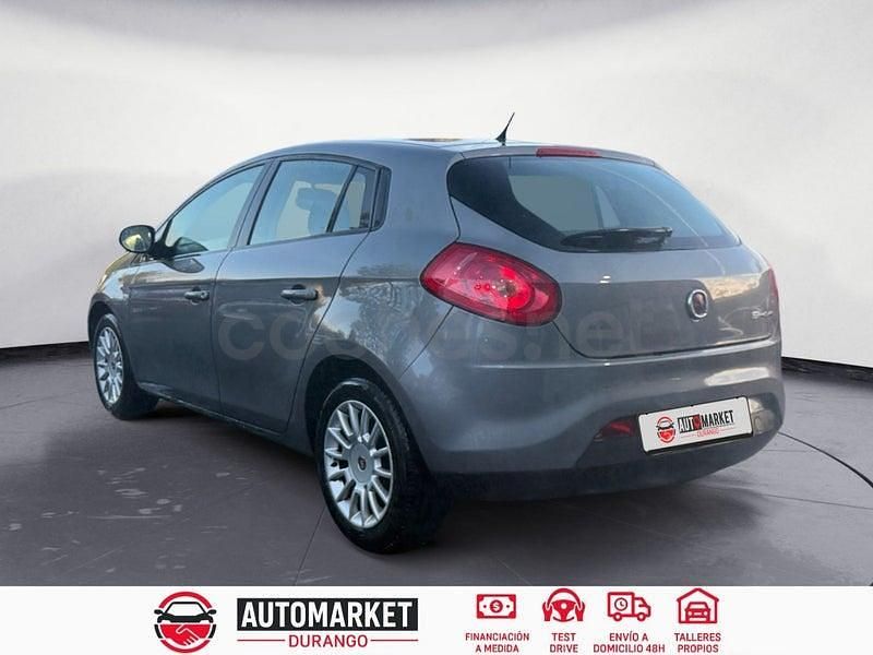 Usado Fiat Bravo Life 90 CV (66 kW) 2011 Gris / plata Utilitario