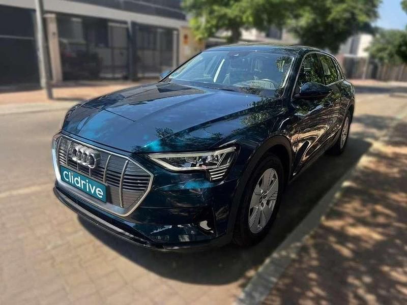 Usado Audi e-tron Premium 300 kW (408 CV) 2021 Azul SUV