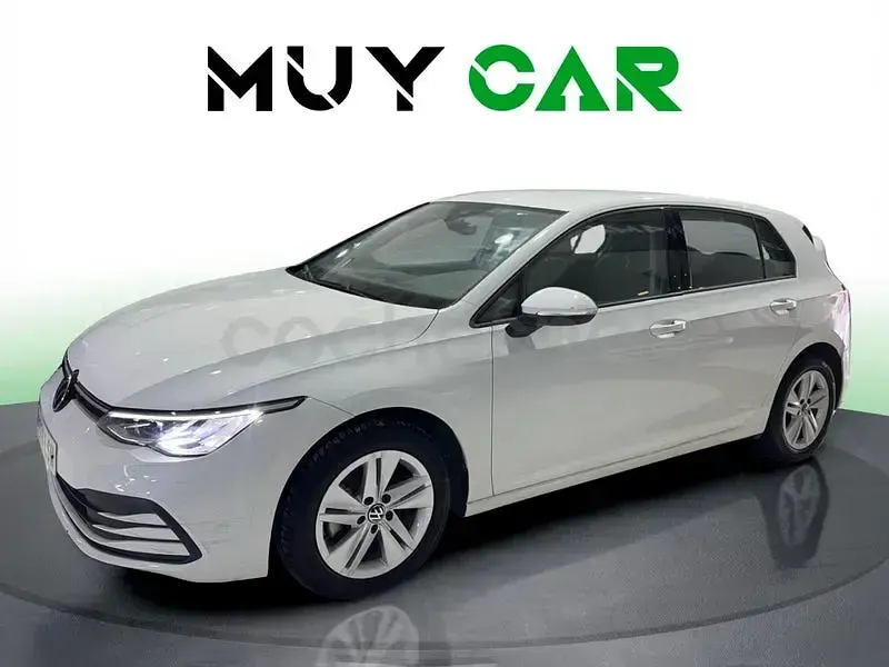Usado VW Golf VIII 116 CV (85 kW) 2021 Blanco Berlina
