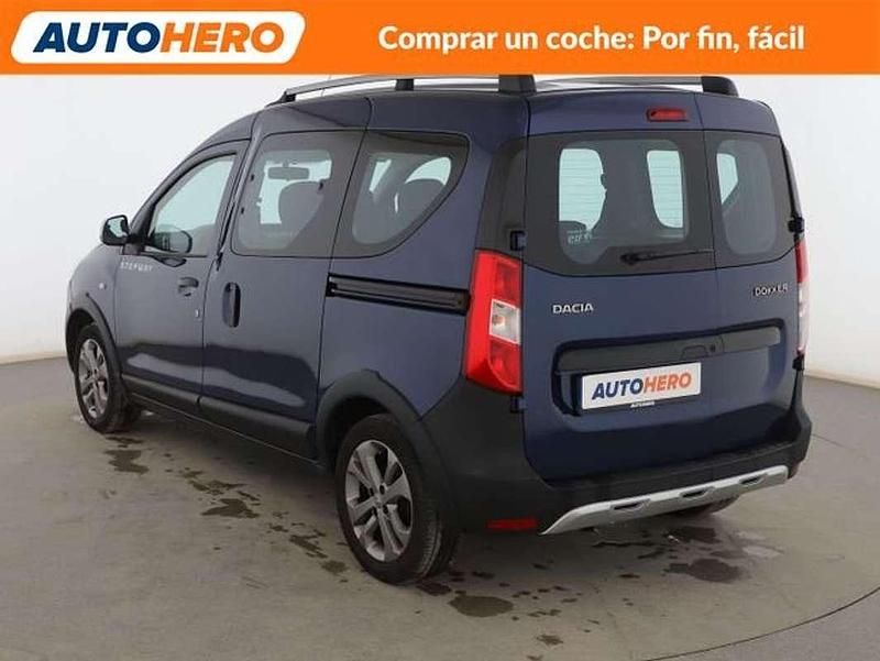 Usado Dacia Dokker Stepway 90 CV (66 kW) 2017 Azul Monovolumen