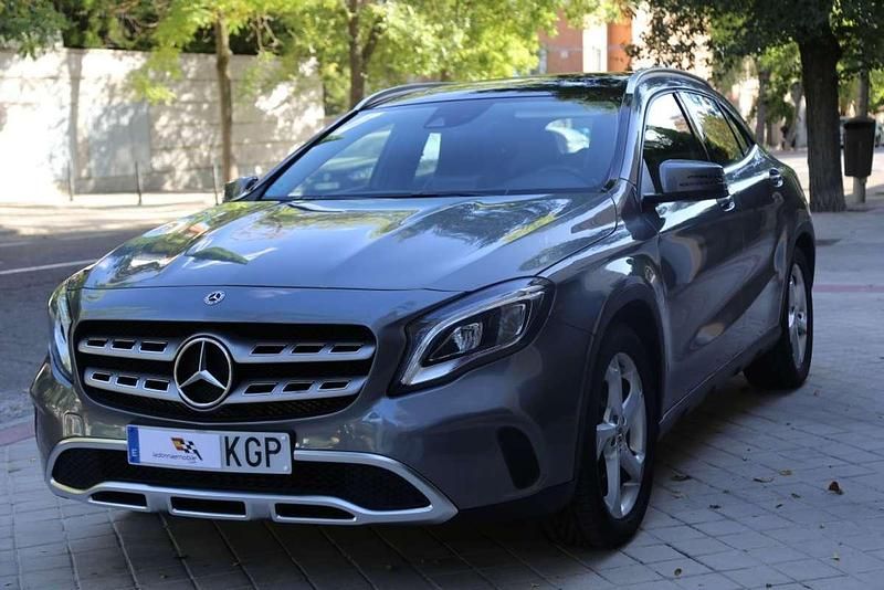Gris Usado 2018 Mercedes GLA180 Urban SUV | 18.980 € (Precio justo) - Imagen 1/4