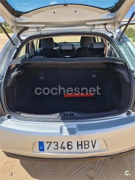 Usado Citroën C3 SELECTION 73 CV (53 kW) 2011 Gris / plata Berlina