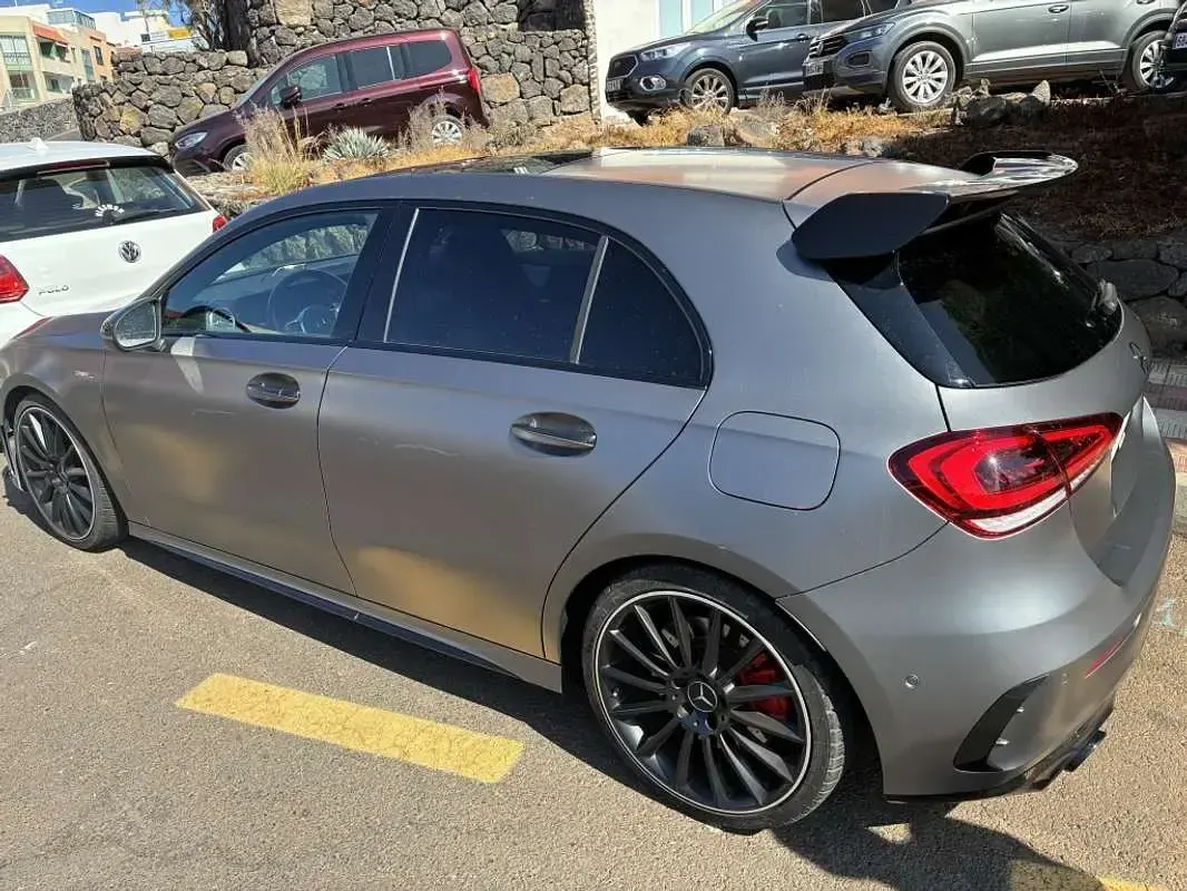 Usado Mercedes A35 AMG AMG 306 CV (225 kW) 2021 Gris Utilitario