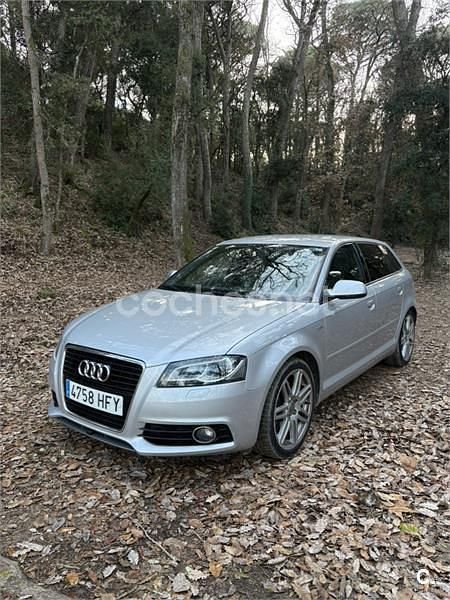 Usado Audi A3 Ambiente 170 CV (125 kW) 2011 Gris / plata Berlina