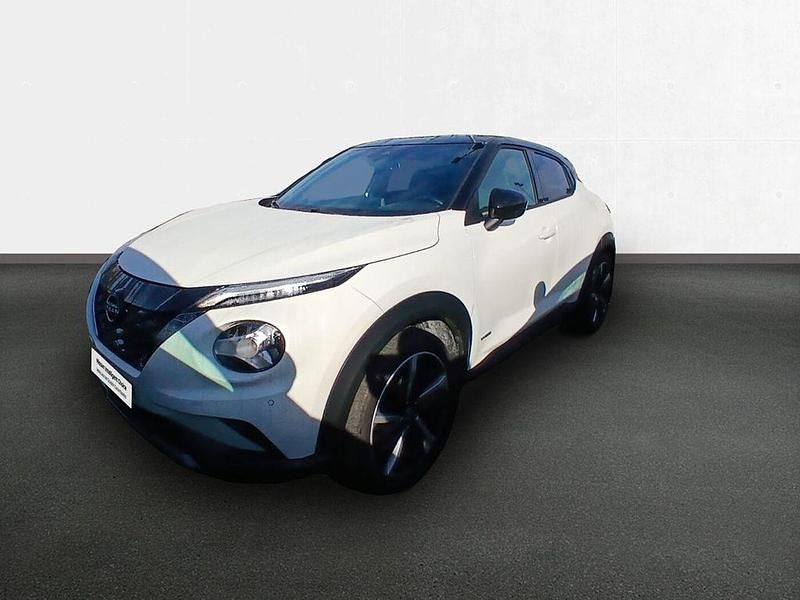 Lunar white midnight black metalizado Usado 2024 Nissan Juke SUV | 26.990 € (Un poco caro) - Imagen 1/4