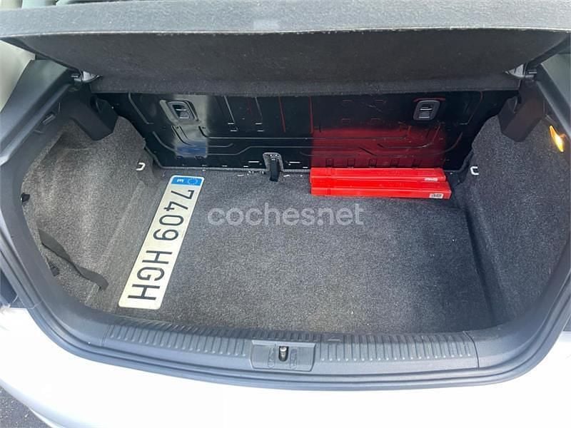 Usado VW Polo Sport 90 CV (66 kW) 2011 Blanco Utilitario