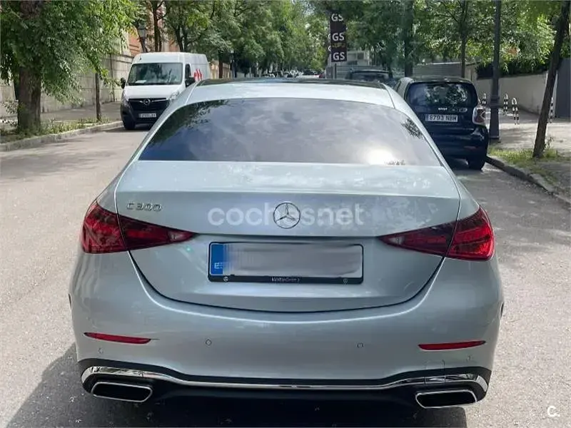 Usado Mercedes C300e 258 CV (189 kW) 2024 Gris / plata Berlina