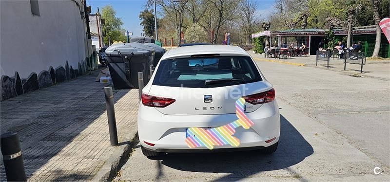 Usado Seat Leon ST CONNECT 110 CV (80 kW) 2015 Blanco Familiar