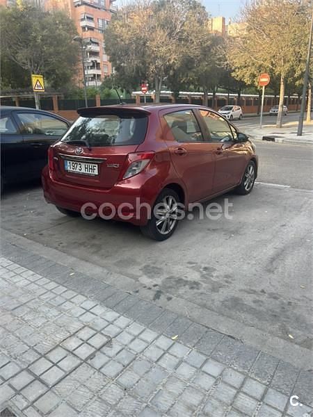 Granate Usado 2011 Toyota Yaris Sport Berlina | 4200 € - Imagen 1/4
