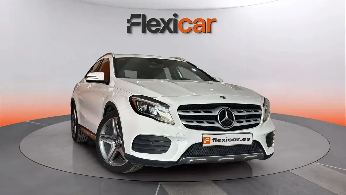 Begagnad Mercedes GLA200 136 HK (100 kW) 2019 SUV