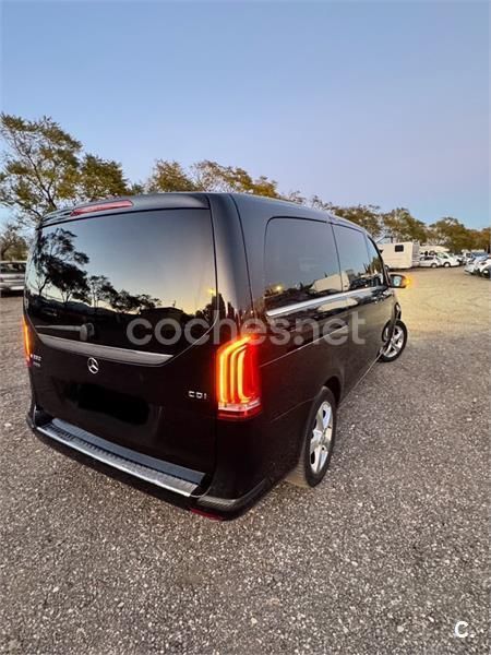 Usado Mercedes V220 Avantgarde 163 CV (119 kW) 2015 Negro Monovolumen