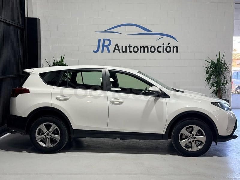 Usado Toyota RAV4 Active 124 CV (91 kW) 2015 Blanco SUV