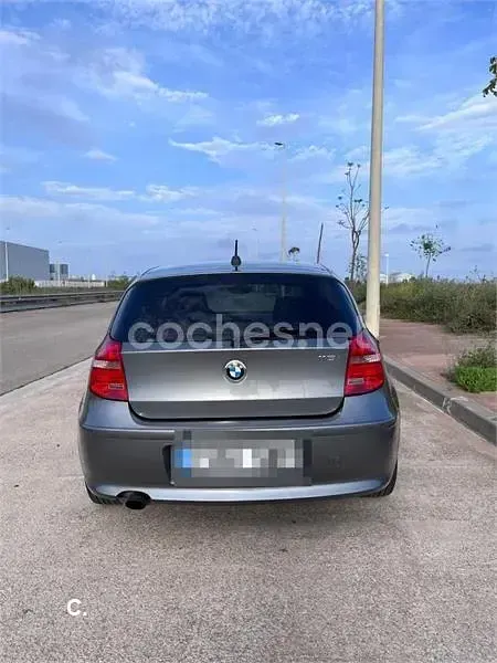 Usado BMW 116 122 CV (89 kW) 2011 Gris / plata Utilitario